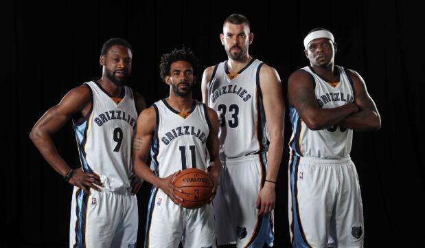 瓜帅将迎执教生涯第1000场比赛，此前999场715胜40座重要奖杯（瓜迪奥拉将迎教练生涯第1000战：前999场715胜，收获40项重要荣誉）