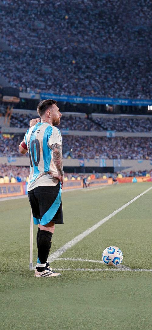 亚特兰大2-0佛罗伦萨，奥迪隆破僵，卢克曼建功（亚特兰大2-0胜佛罗伦萨：奥迪隆先开纪录，卢克曼锁定胜局）