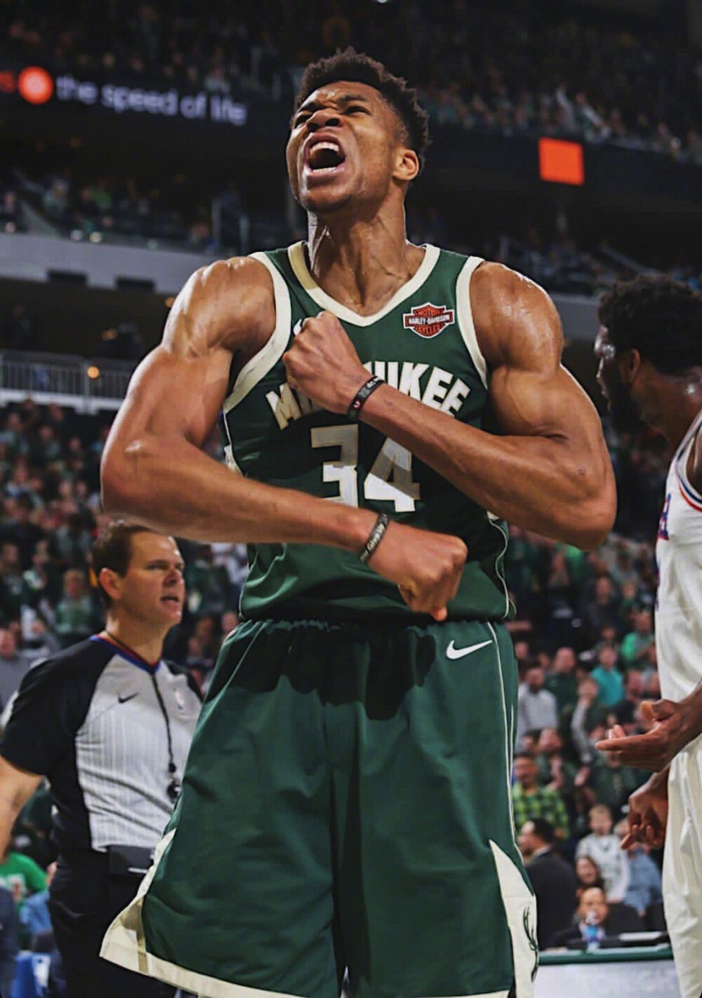 我又拥有新球衣啦！葡萄牙2026世界杯特别款球衣...（入手新战袍：葡萄牙2026世界杯特别版球衣）